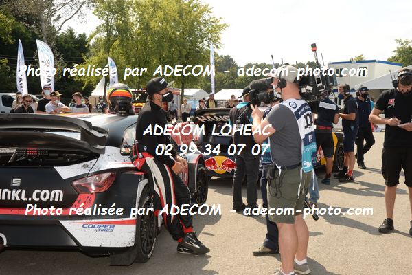 http://v2.adecom-photo.com/images//1.RALLYCROSS/2021/RALLYCROSS_LOHEACRX _2021/AMBIANCE_DIVERS/40E_3981.JPG